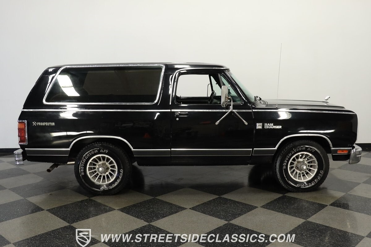 1986 Dodge Ramcharger Prospector - photo 13
