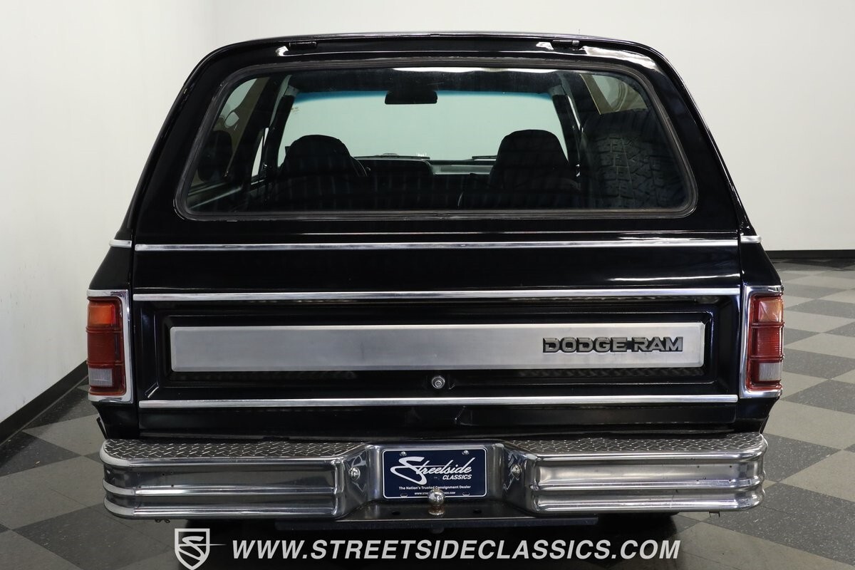 1986 Dodge Ramcharger Prospector - photo 9