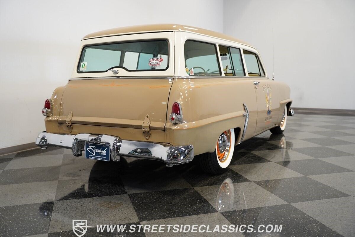1954 Plymouth Suburban - photo 11