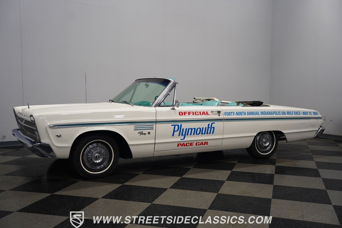 1965 Plymouth Fury Convertible Indy Pace Car Tribute - photo 9