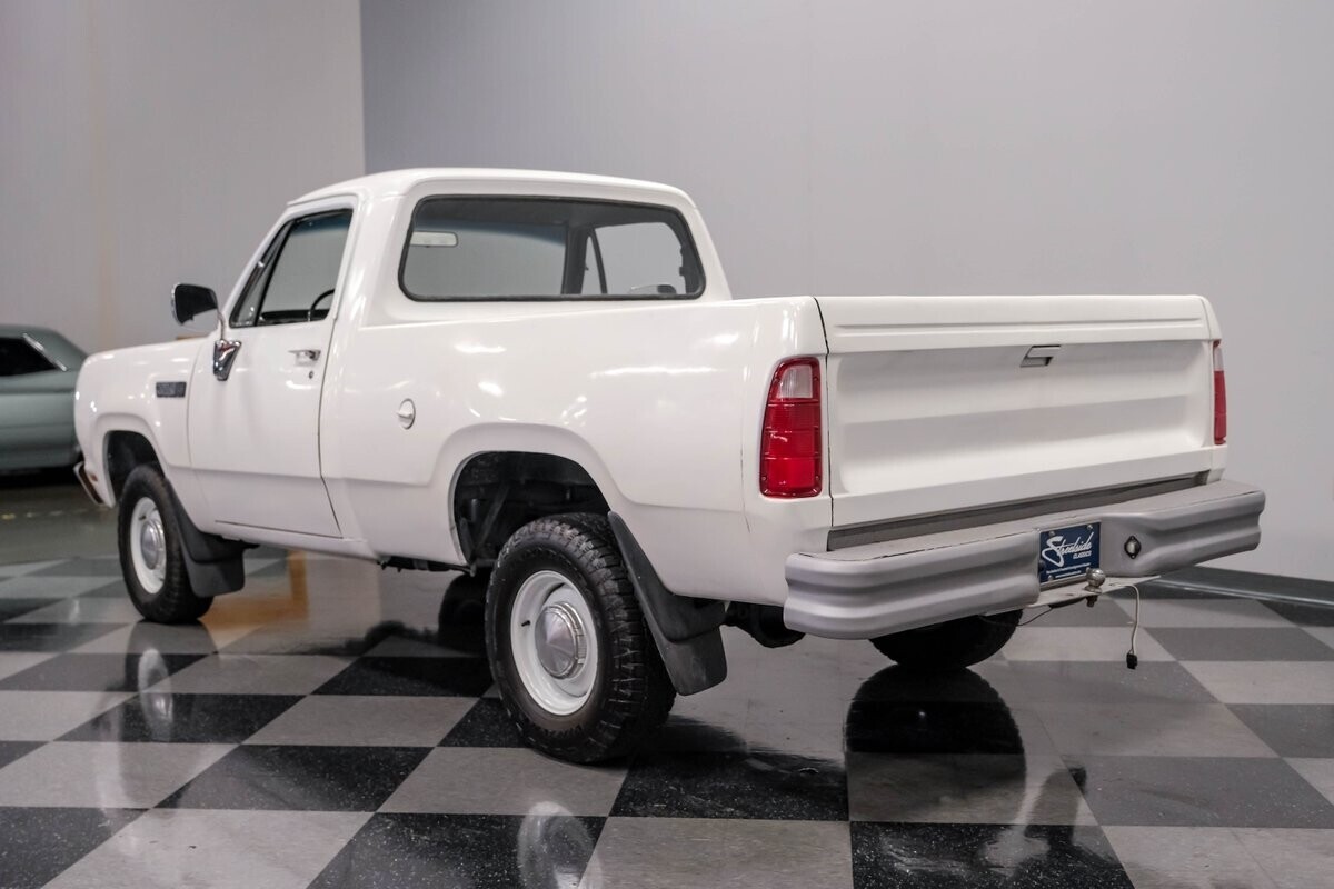 1979 Dodge W100 Power Wagon 4X4 - photo 8