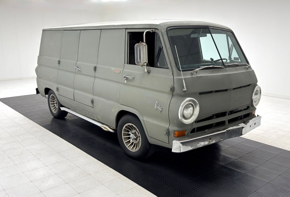 1967 Dodge A-108 Van - photo 7