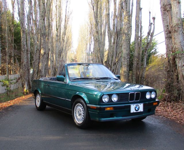 318i Convertible - 5 speed - Rare Colour - Low mileage - Mint condition - E30 1992 BMW 3-Series Sport package