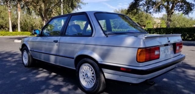 1991 BMW 3-Series 318is - photo 3