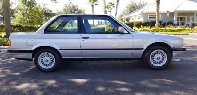1991 BMW 3-Series 318is - photo 6
