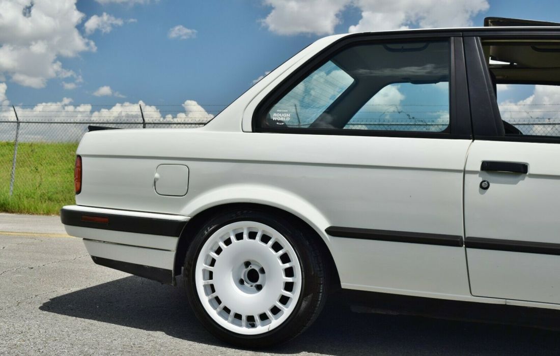 1991 BMW 3-Series E30 - photo 12