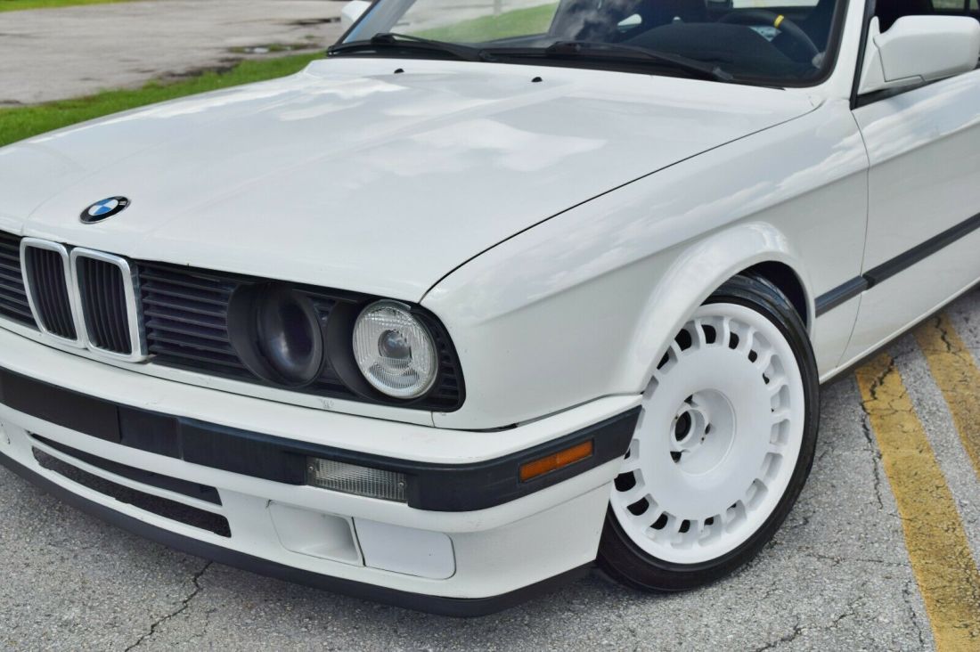 1991 BMW 3-Series E30 - photo 2