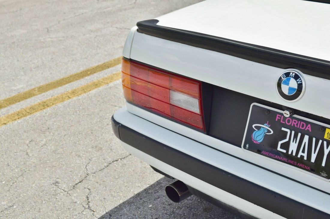 1991 BMW 3-Series E30 - photo 6