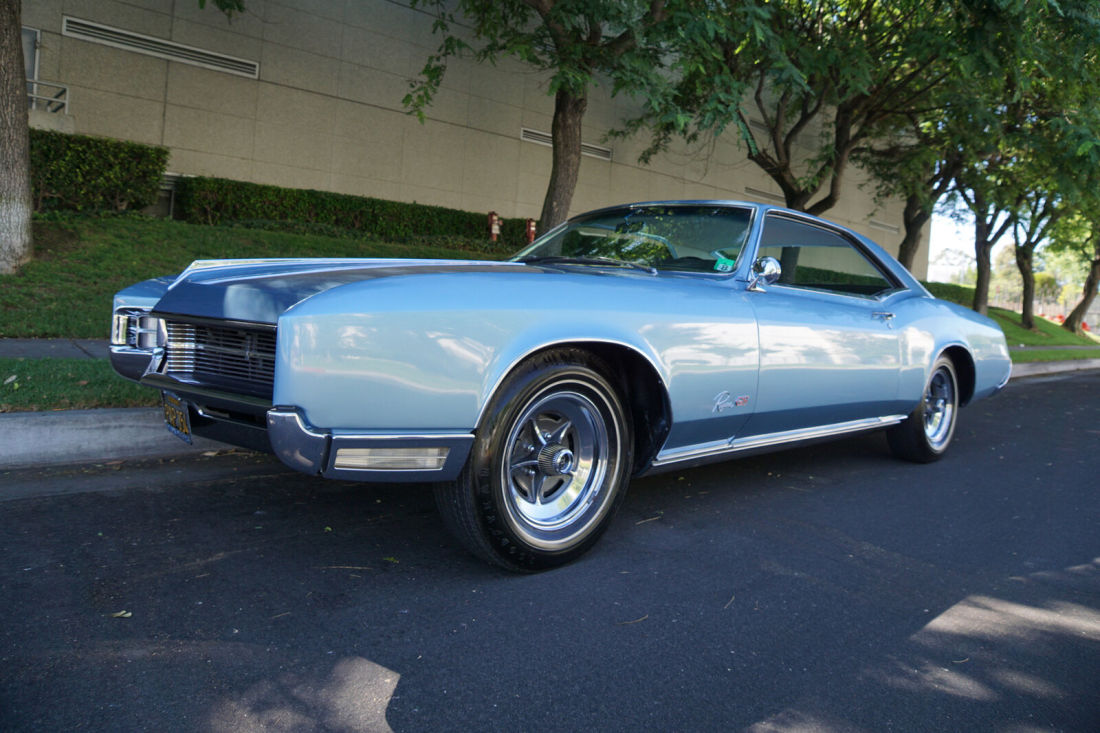 1967 Buick Riviera GS 430/360HP V8 2 Dr Hardtop with 31K orig - photo 6