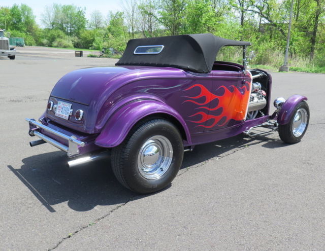 1932 Ford Roadster - photo 7