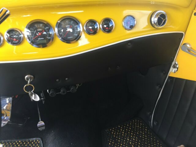 1932 Ford model A coupe - photo 10
