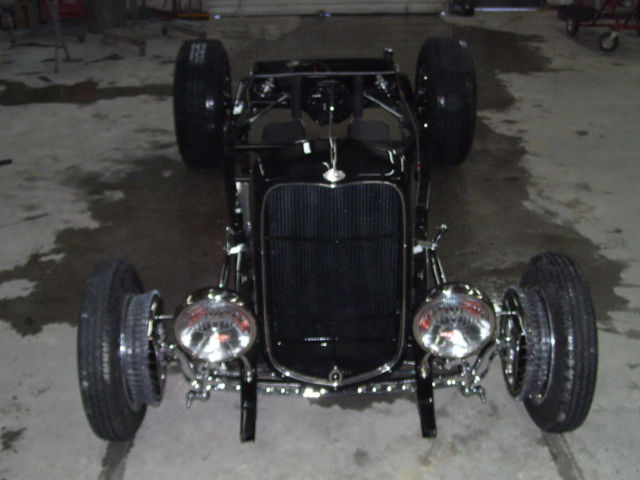 1932 Ford Roadster - photo 4