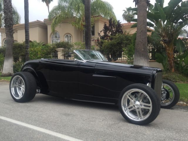 1932 Ford Roadster - photo 3