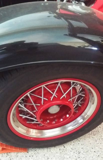 1932 Ford Sedan Black - photo 13