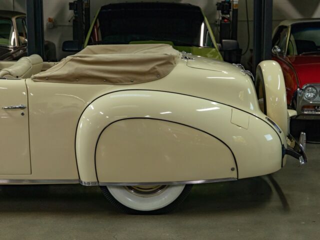1940 Lincoln Zephyr V12 Convertible - photo 7
