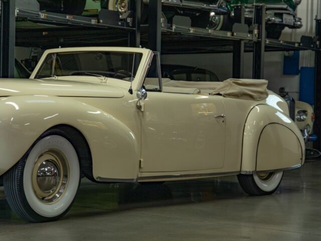 1940 Lincoln Zephyr V12 Convertible - photo 9