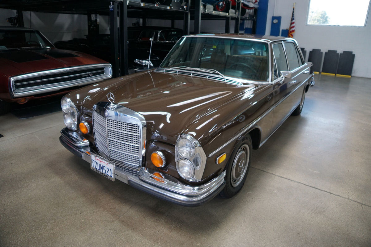 32,215 Miles 4.5 V8 Automatic4 Dr Sedan 1973 Mercedes-Benz 280 SEL 4.5 V8 Sedan