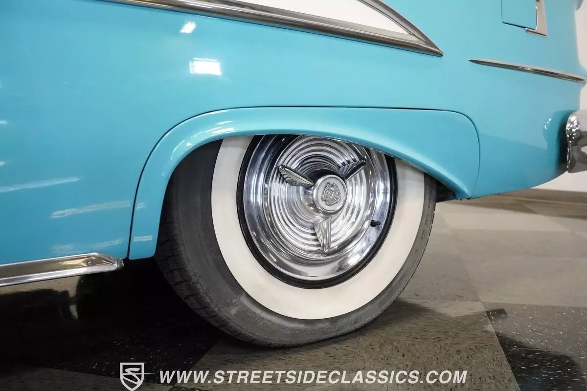 1955 Oldsmobile Eighty-Eight Holiday coupe - photo 13