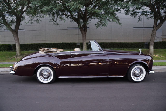 1963 Rolls-Royce H.J Mulliner Silver Cloud III Drophead Coupe -- - photo 4