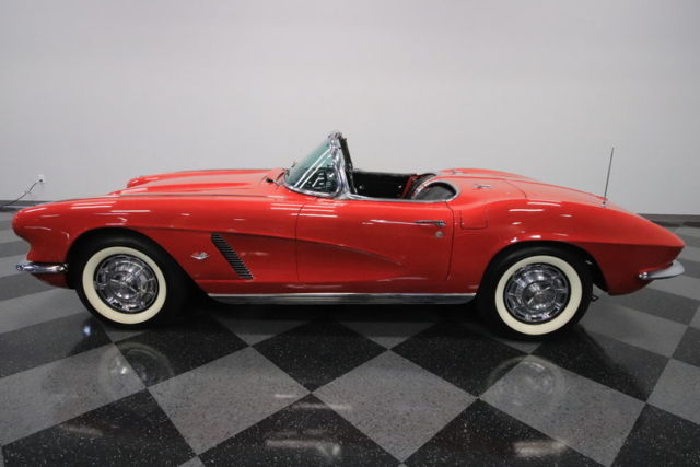 1962 Chevrolet Corvette Convertible - photo 3