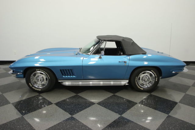 1967 Chevrolet Corvette Convertible - photo 2