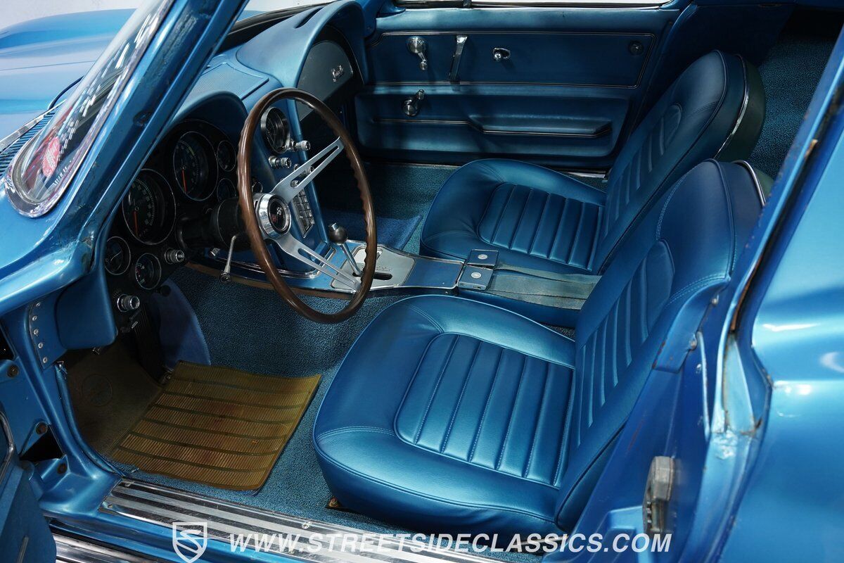 1966 Chevrolet Corvette Coupe - photo 4