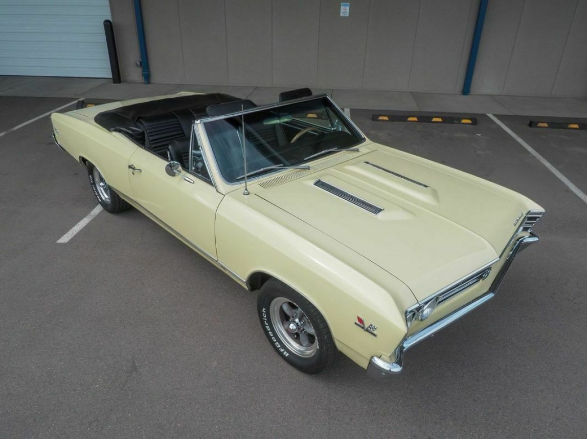 1967 Chevrolet Malibu Convertible 327 V8 - photo 12