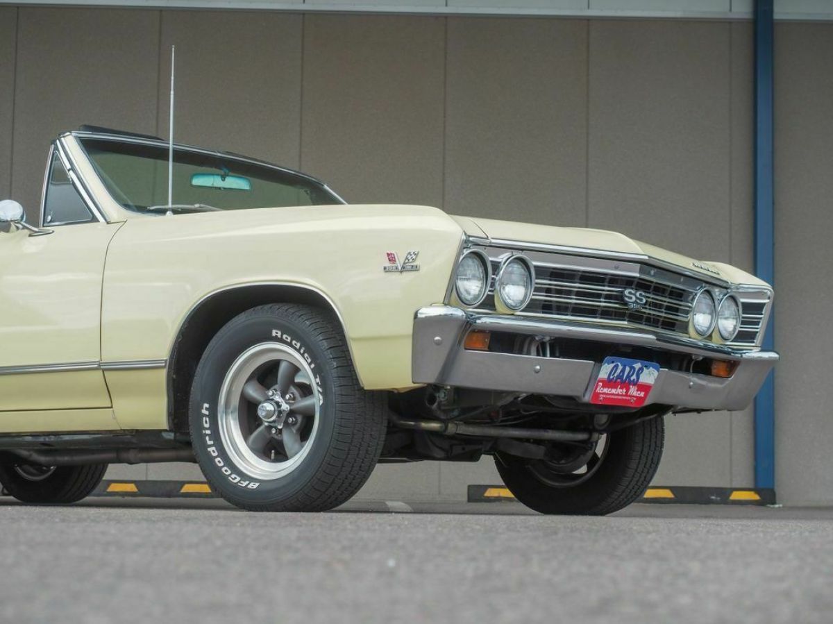 1967 Chevrolet Malibu Convertible 327 V8 - photo 4