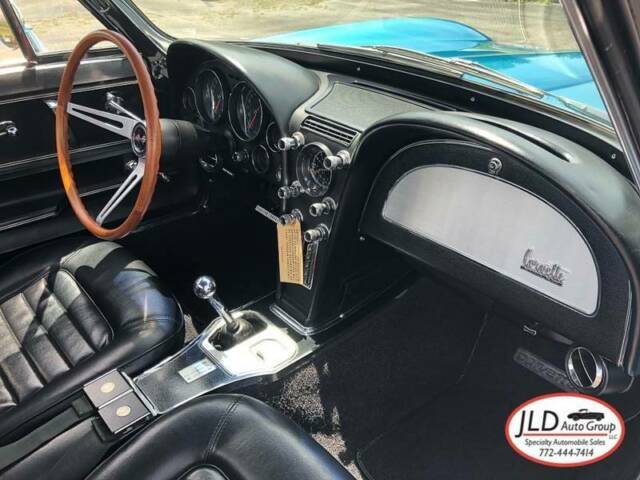 1966 Chevrolet Corvette - photo 10