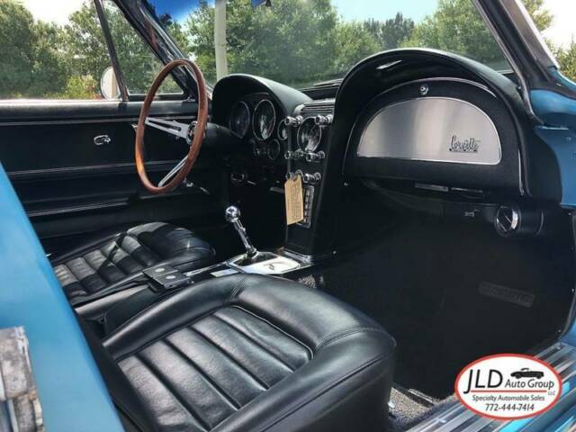 1966 Chevrolet Corvette - photo 12