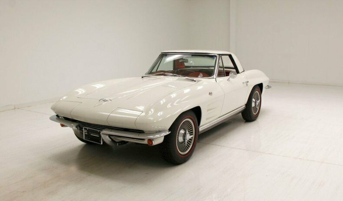 327ci 4 Barrel V8/Beautiful Red Leather/Both Tops/Excellent Power & Handling 1964 Chevrolet Corvette Roadster