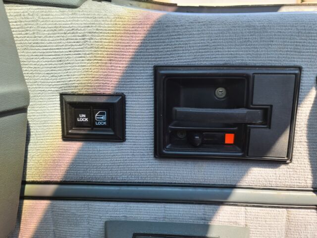 1988 Pontiac Sunbird GT Turbo Coupe Convertible - photo 11