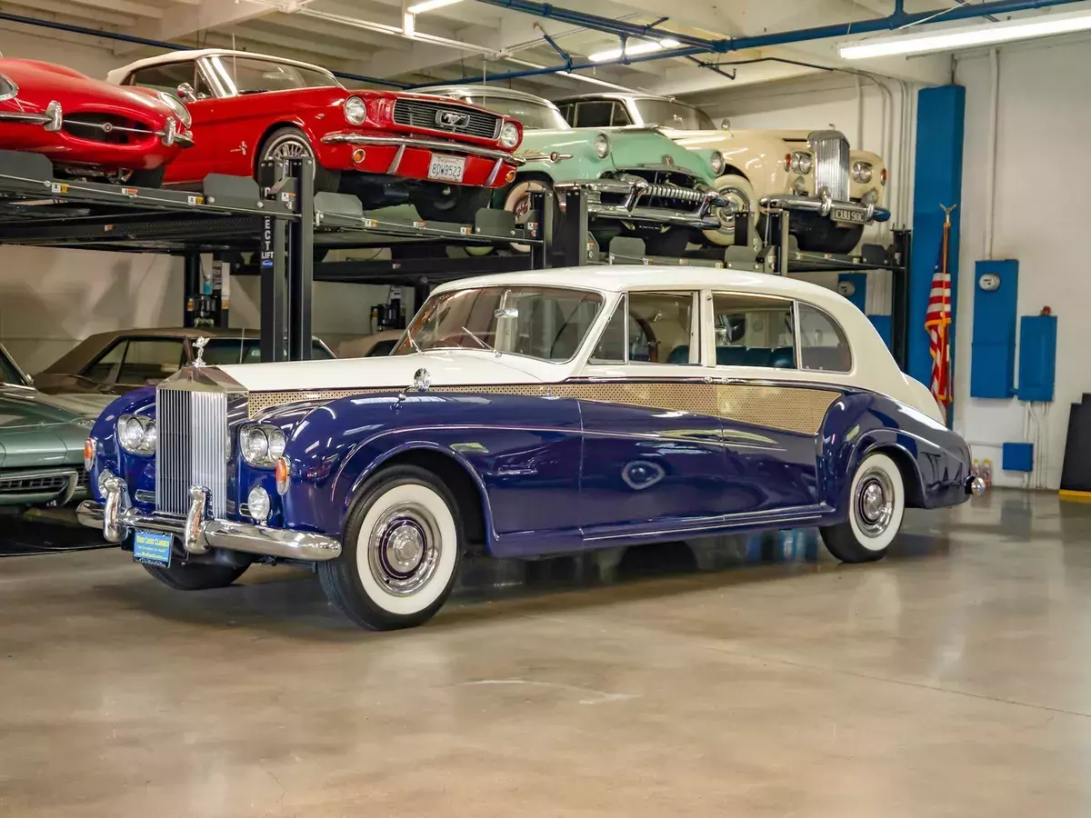 32825 Miles 6.2L V8 Automatic7 Passenger Limousine 1965 Rolls-Royce Phantom James Young Sedanca De Ville