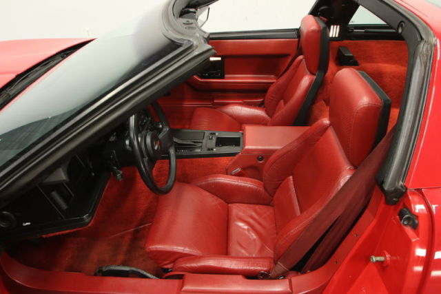 1984 Chevrolet Corvette Base Hatchback 2-Door - photo 5