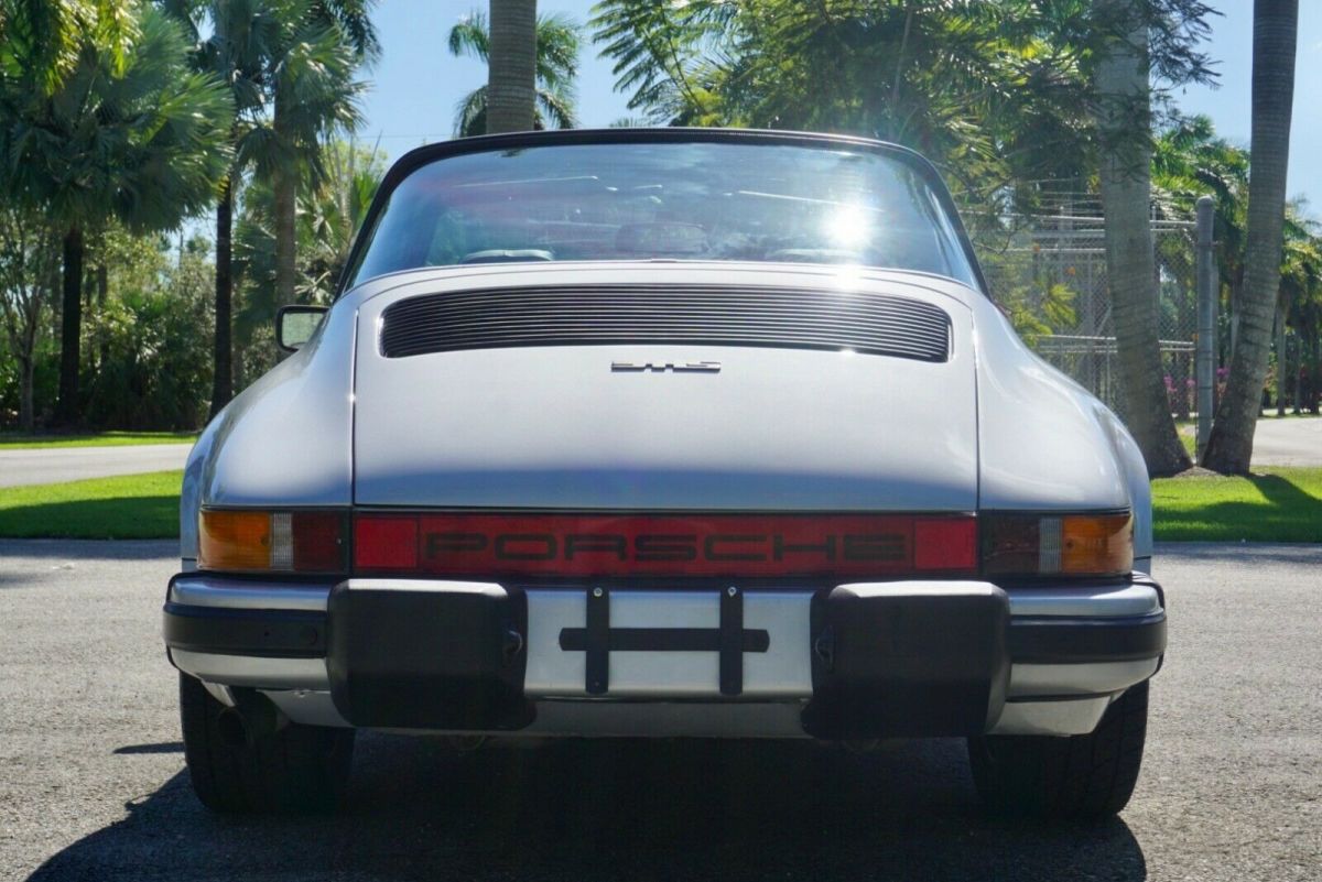 1977 Porsche 911 - photo 6