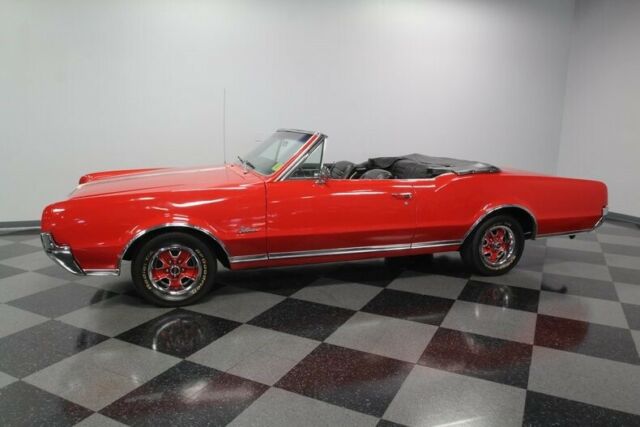 1967 Oldsmobile Cutlass Supreme Convertible - photo 7