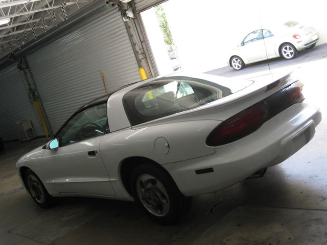 1994 Pontiac Firebird 2dr Firebird Coupe - photo 7