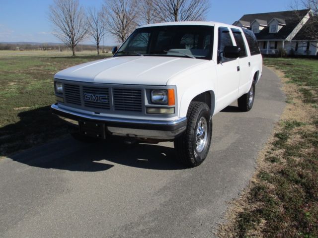 1992 GMC Suburban 2500 Series 4WD - photo 10