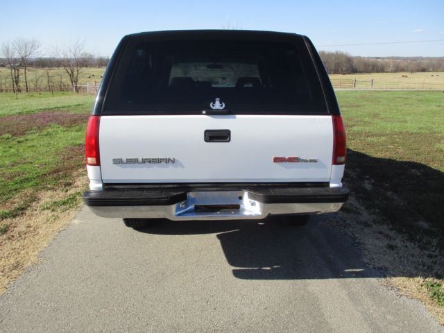 1992 GMC Suburban 2500 Series 4WD - photo 4