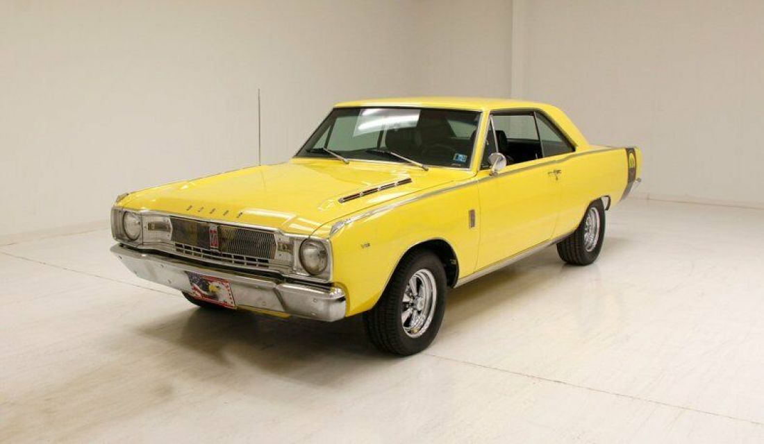340ci V8/4 Speed Overdrive A-904/Racing Bolster Buckets/Great Restoration 1967 Dodge Dart GT