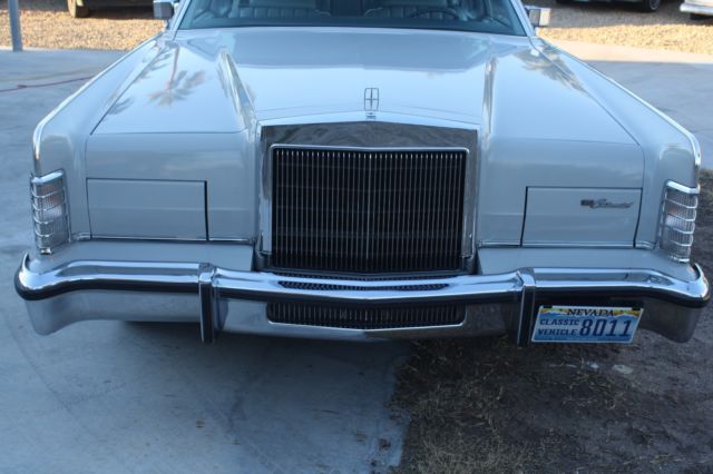 1977 Lincoln Continental Coupe - photo 6