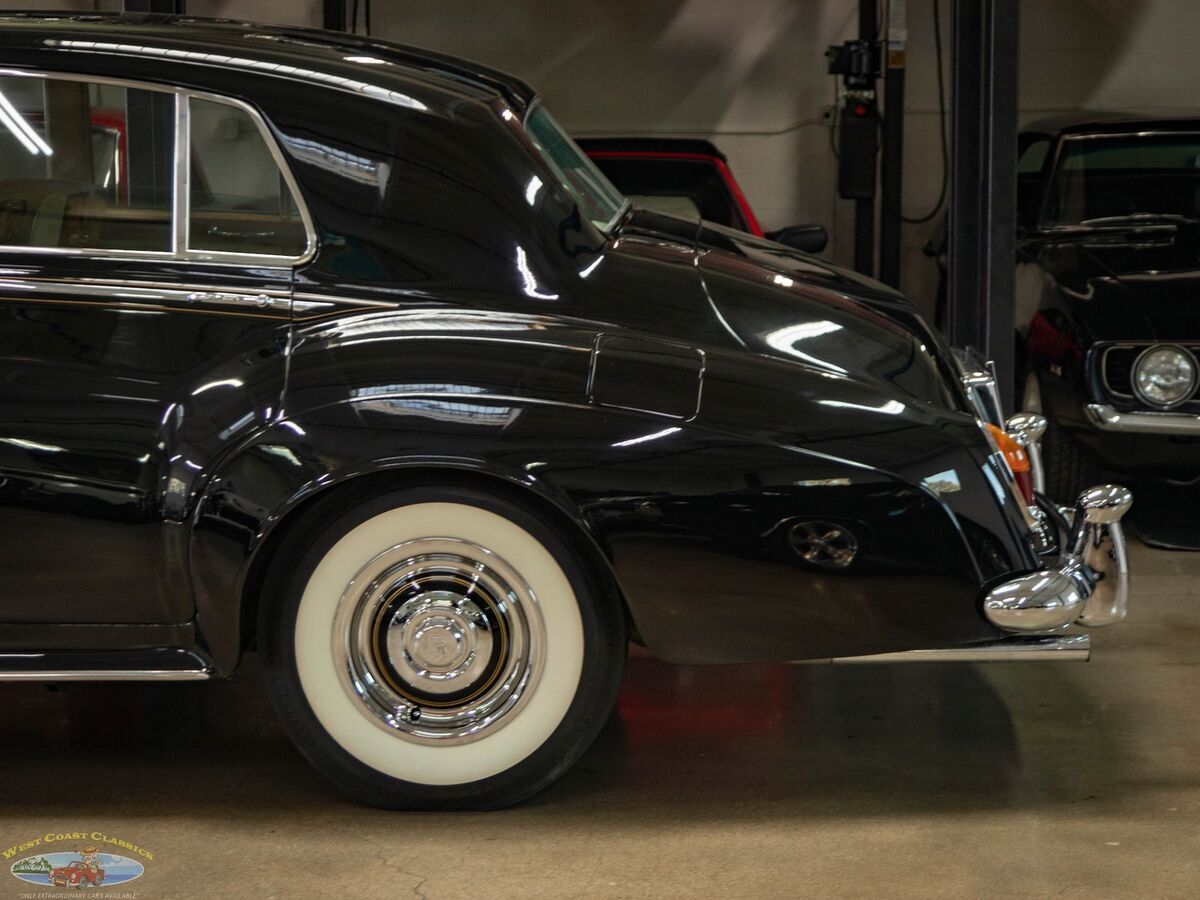 1963 Rolls-Royce Silver Cloud III LHD 4 Door Sedan - photo 7