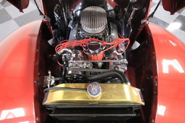 1940 Ford Deluxe Coupe - photo 4