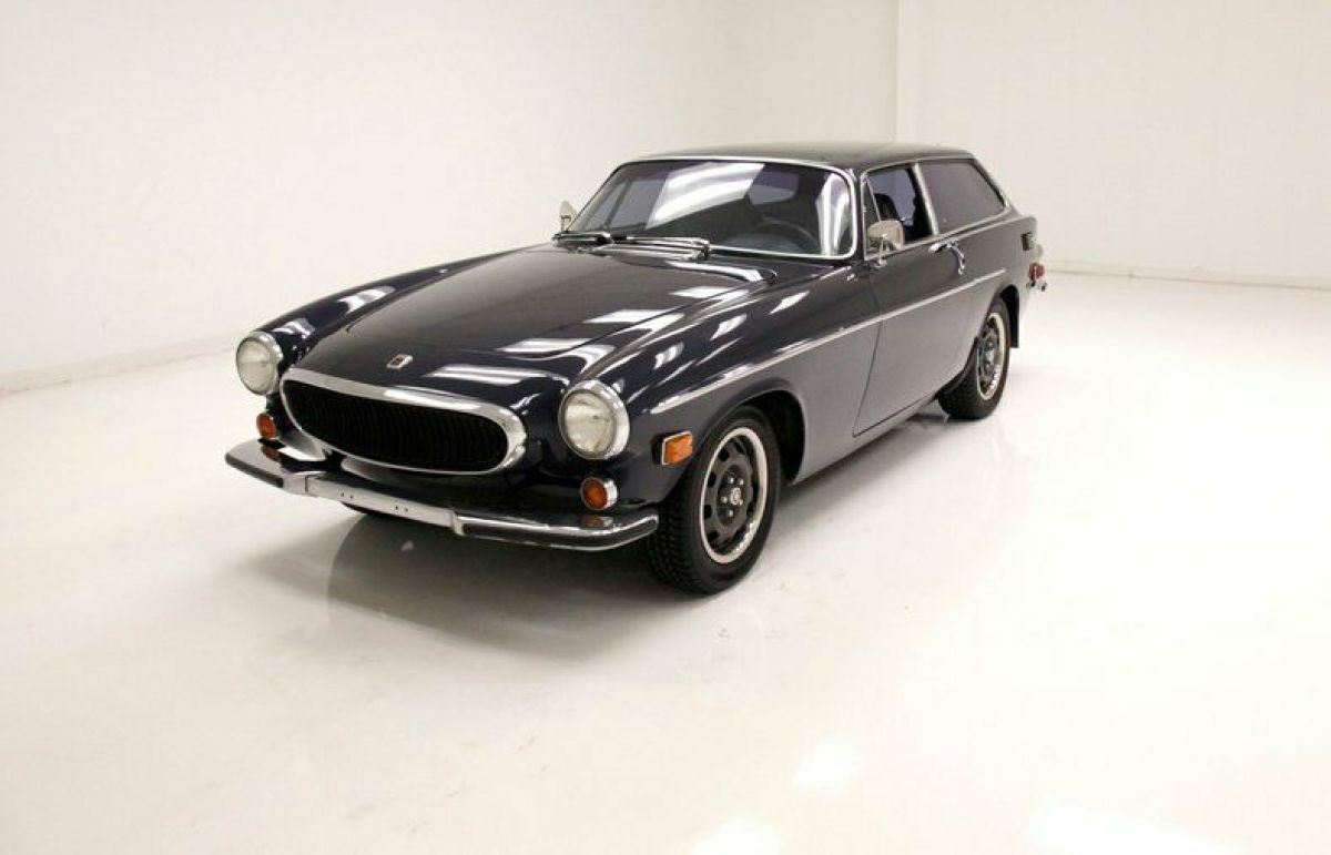 34K Original Miles/2.0 Liter EFI 4-Cylinder/4-Speed Manual/Caring Owner 1972 Volvo 1800ES Station Wagon