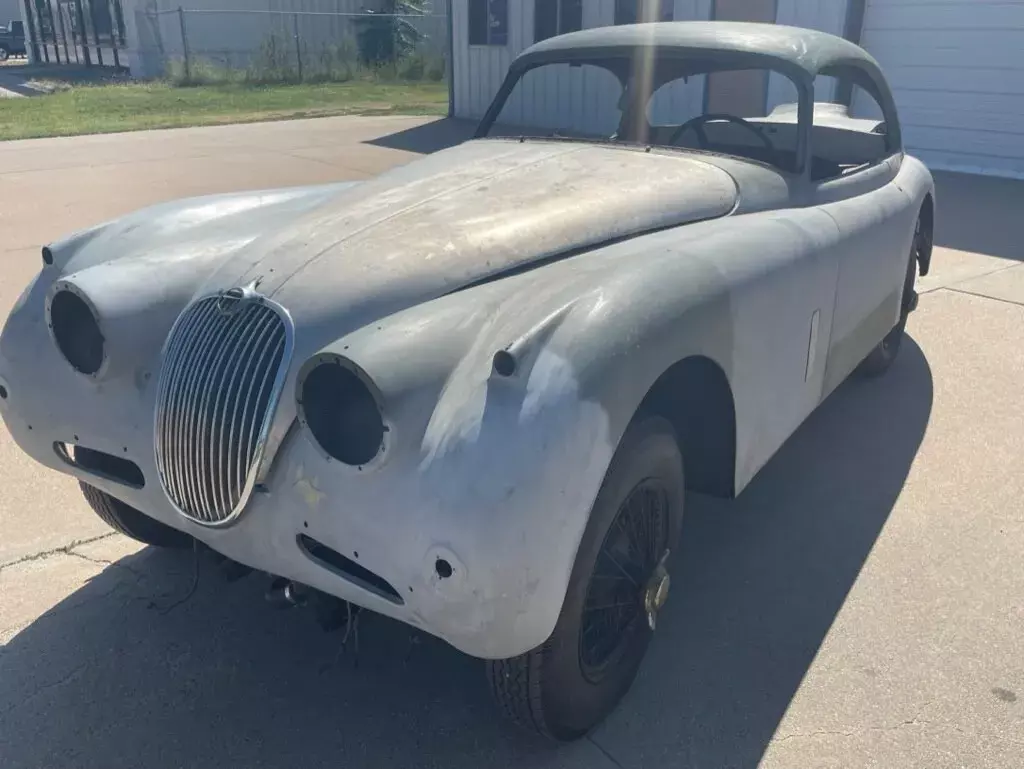 3.4L FHC 4-Speed 1957 Jaguar XK150