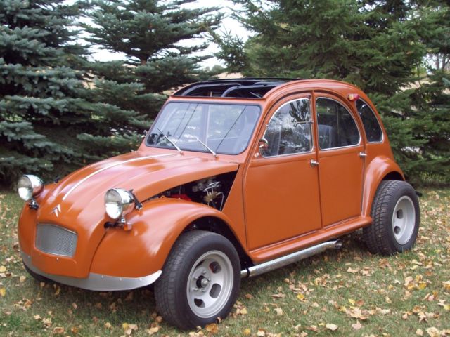 350 SMALL BLOCK CHEVY POWERED 67 CITROEN 2 CV SHOW/ STREET CAR 1967 Citroën AX