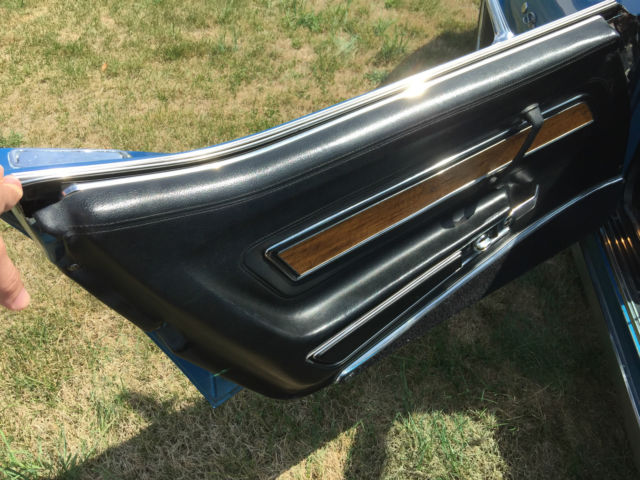 1976 Chevrolet Corvette STINGRAY WITH A/C , POWER WINDOWS - photo 6