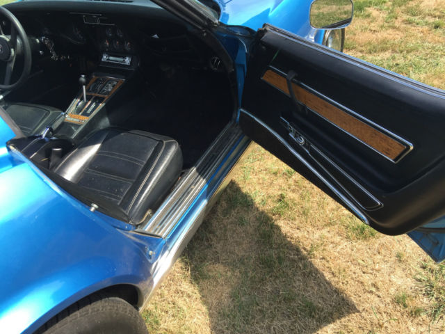 1976 Chevrolet Corvette STINGRAY WITH A/C , POWER WINDOWS - photo 7