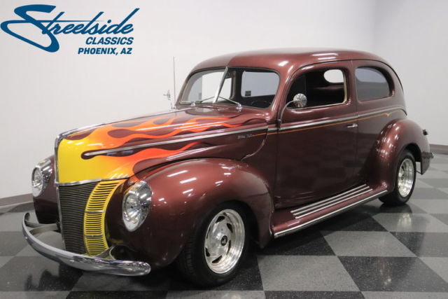 350 V8, 3 SPD AUTO, PS, FRONT DISCS, STEEL BODY, SLICK PAINT, GR8 CUSTOM CRUISER 1940 Ford 2 Door Sedan Deluxe