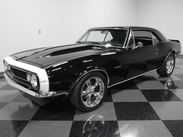 350 V8, 4SPD, 17-INCH CHROME WHEELS, COWL HOOD, GR8 PAINT, STRAIGHT BODY, NICE!! 1967 Chevrolet Camaro